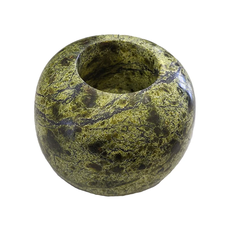 Изделия из камня